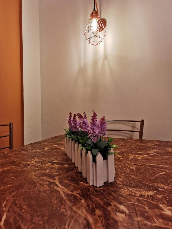 La Casa Di Jennifer Appartement Parma Buitenkant foto