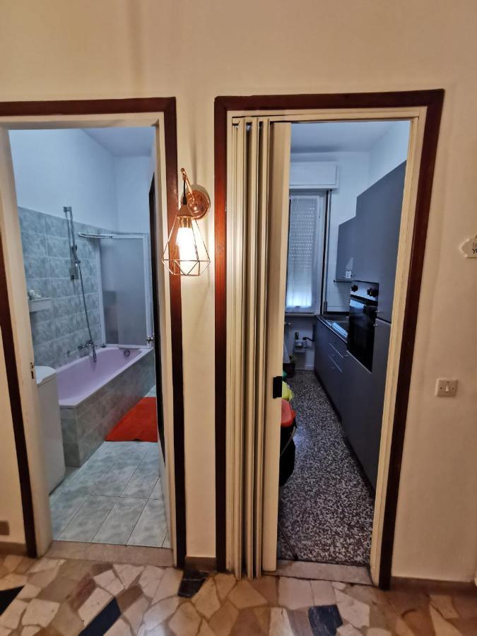 La Casa Di Jennifer Appartement Parma Buitenkant foto