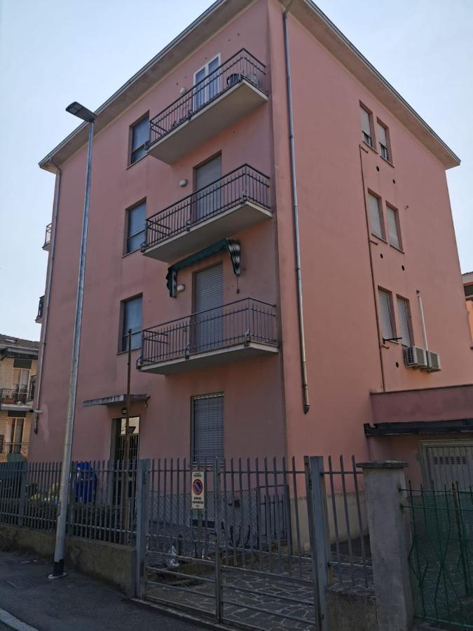 La Casa Di Jennifer Appartement Parma Buitenkant foto